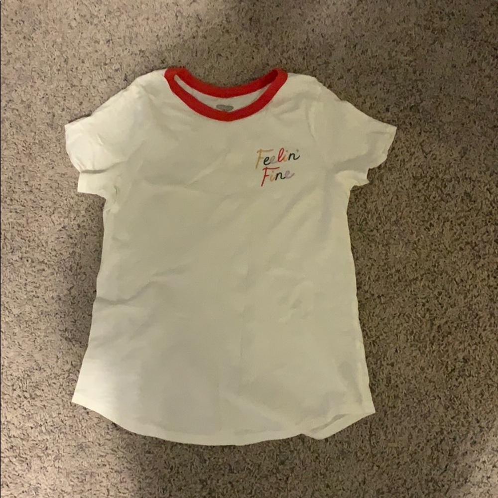 “Feelin fine” old navy t shirt